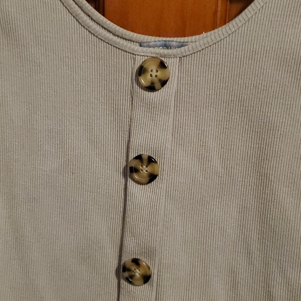 Good Luck Gem Ribbed Tank W/4 Buttons - Picture 2 of 4